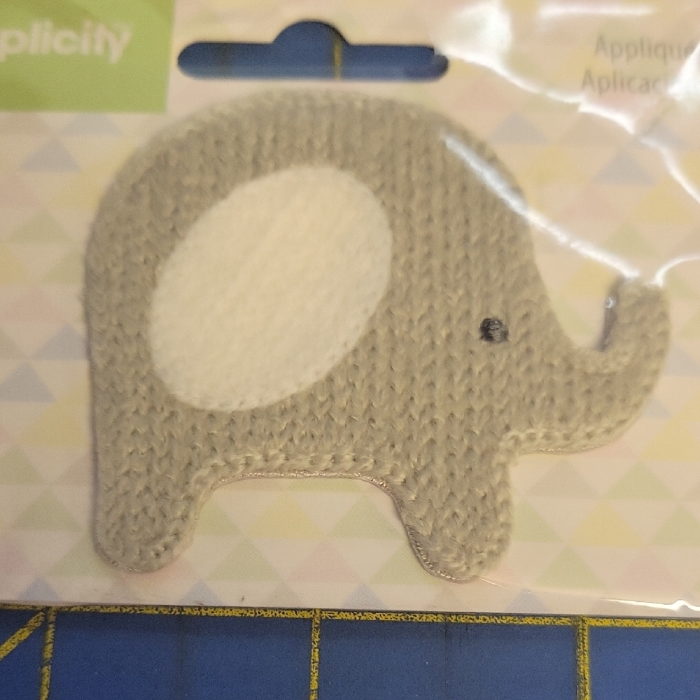 Simplicity Gray and White Elephant Iron On Applique Patch New